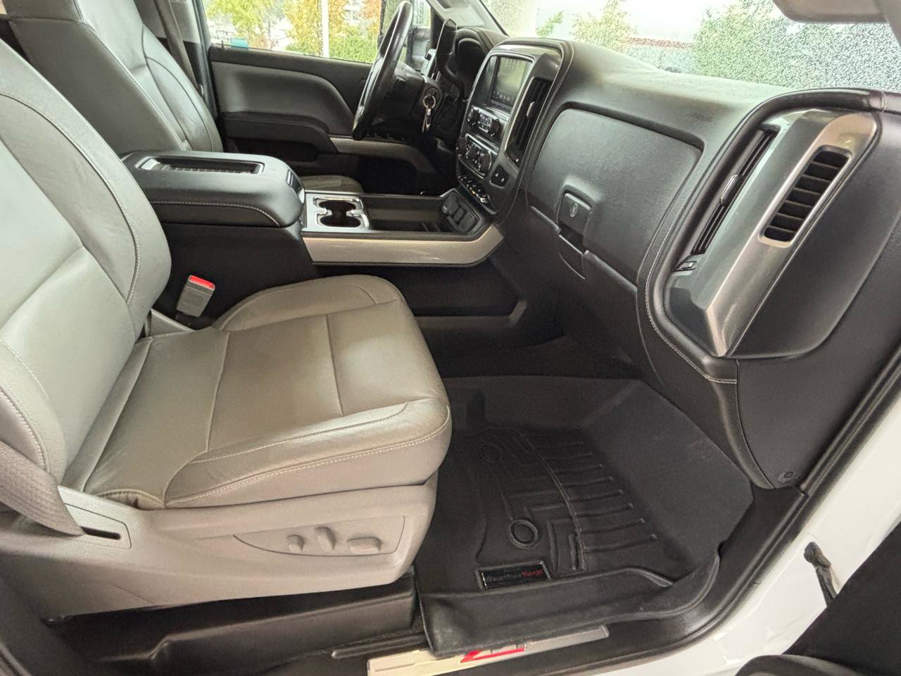Used 2016 Chevrolet Silverado 2500 LTZ w/ Custom Sport Edition AWD/4WD image 37