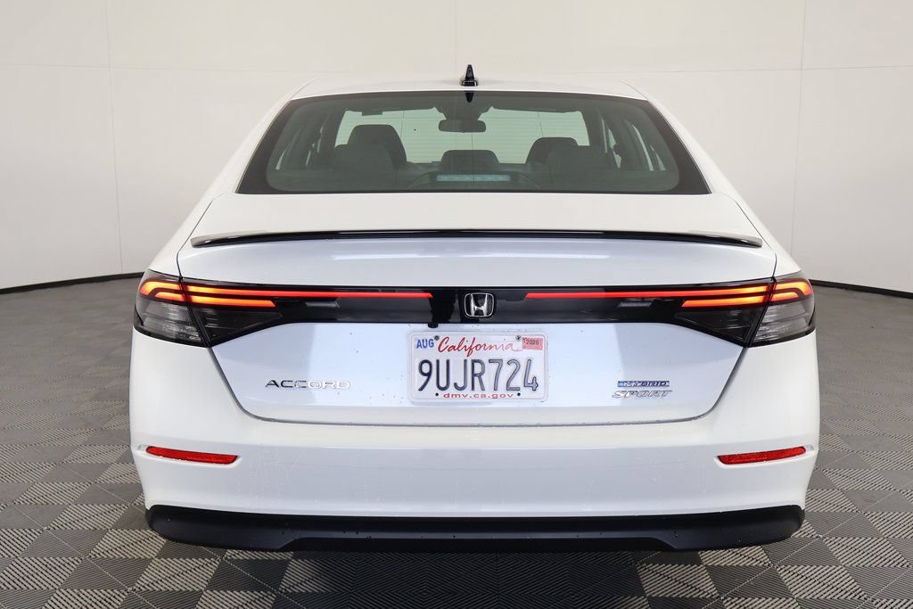 Used 2025 Honda Accord Sport image 4
