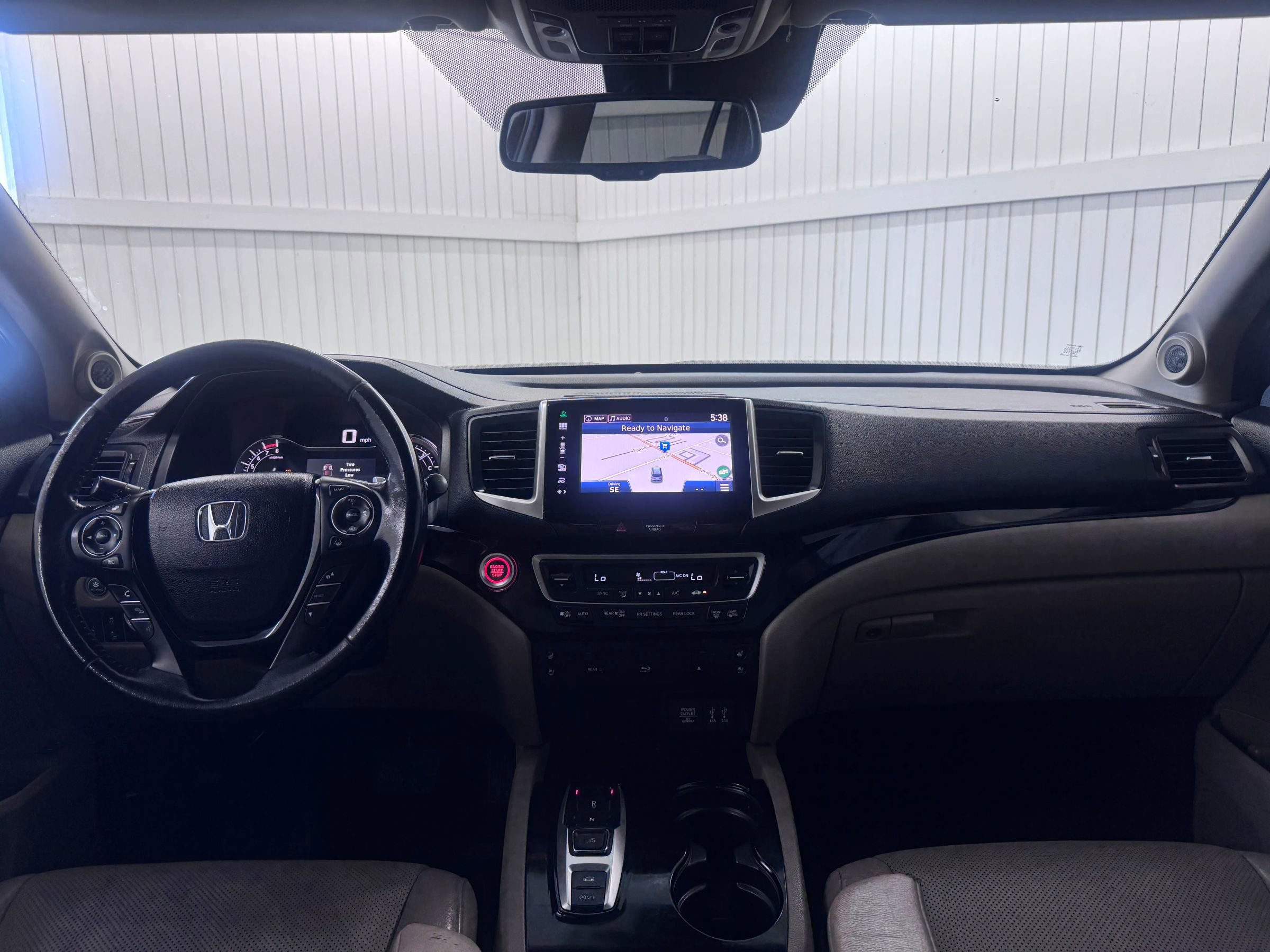 Used 2016 Honda Pilot Elite image 18
