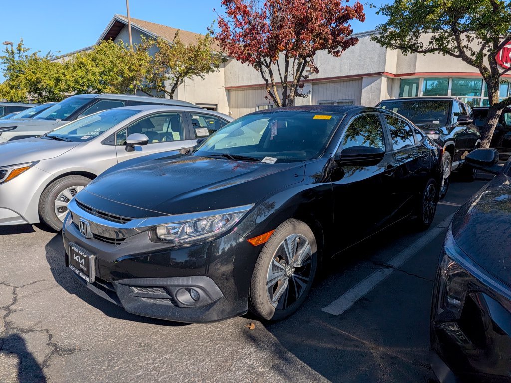 Used 2018 Honda Civic EX-L image 4