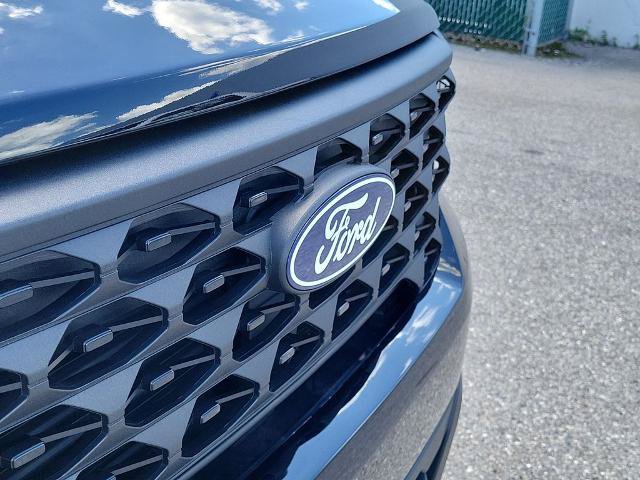 Certified 2025 Ford Maverick XLT FWD image 8