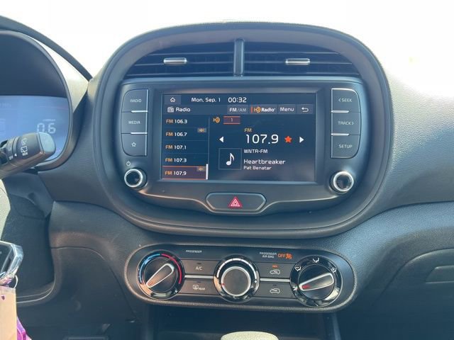 Certified 2024 Kia Soul LX w/ Option Group 015 image 14