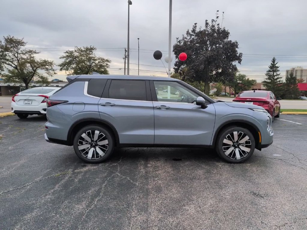 New 2026 Mitsubishi Outlander SE AWD/4WD image 5