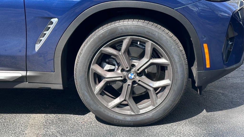 Used 2023 BMW X3 xDrive30i w/ Premium Package image 5