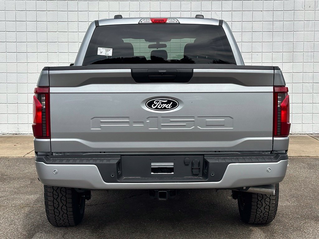 New 2026 Ford F150 XLT w/ XLT Black Appearance Package AWD/4WD image 5