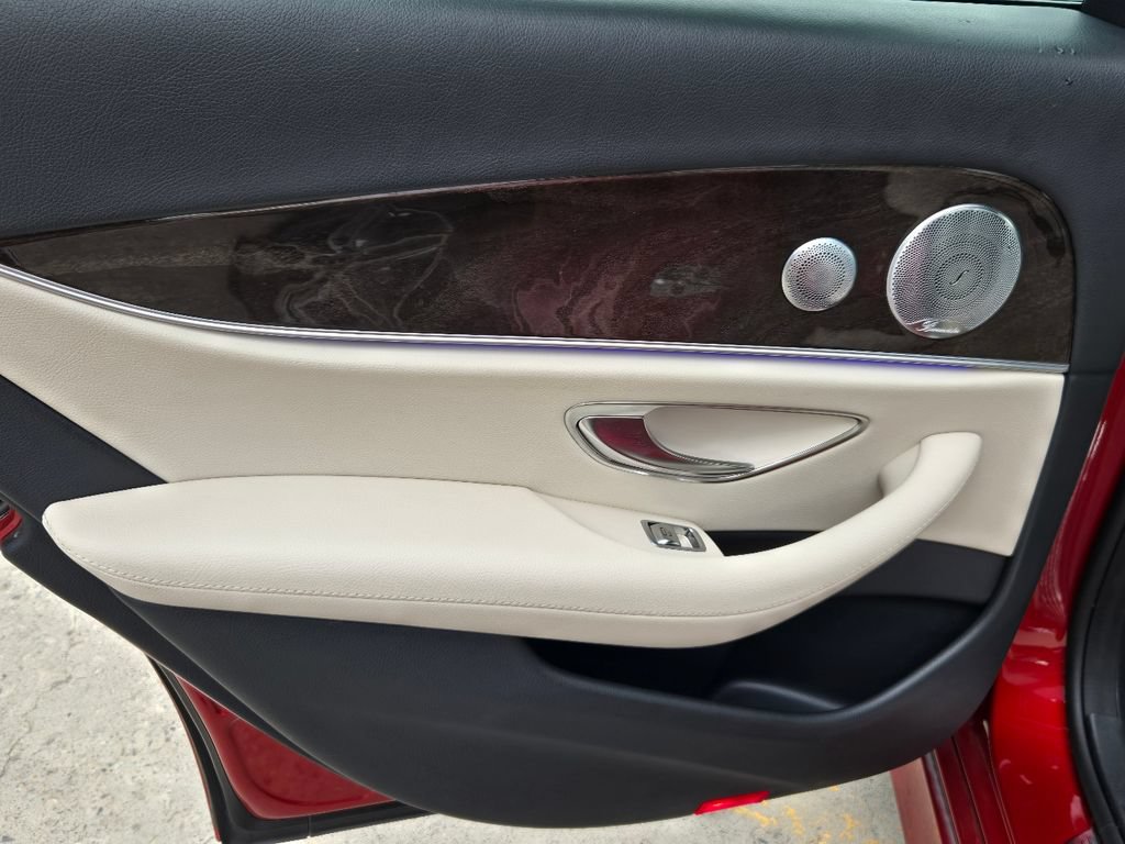 Used 2019 Mercedes-Benz E 450 4MATIC Sedan image 39