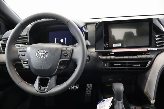 New 2026 Toyota Camry SE AWD/4WD image 16
