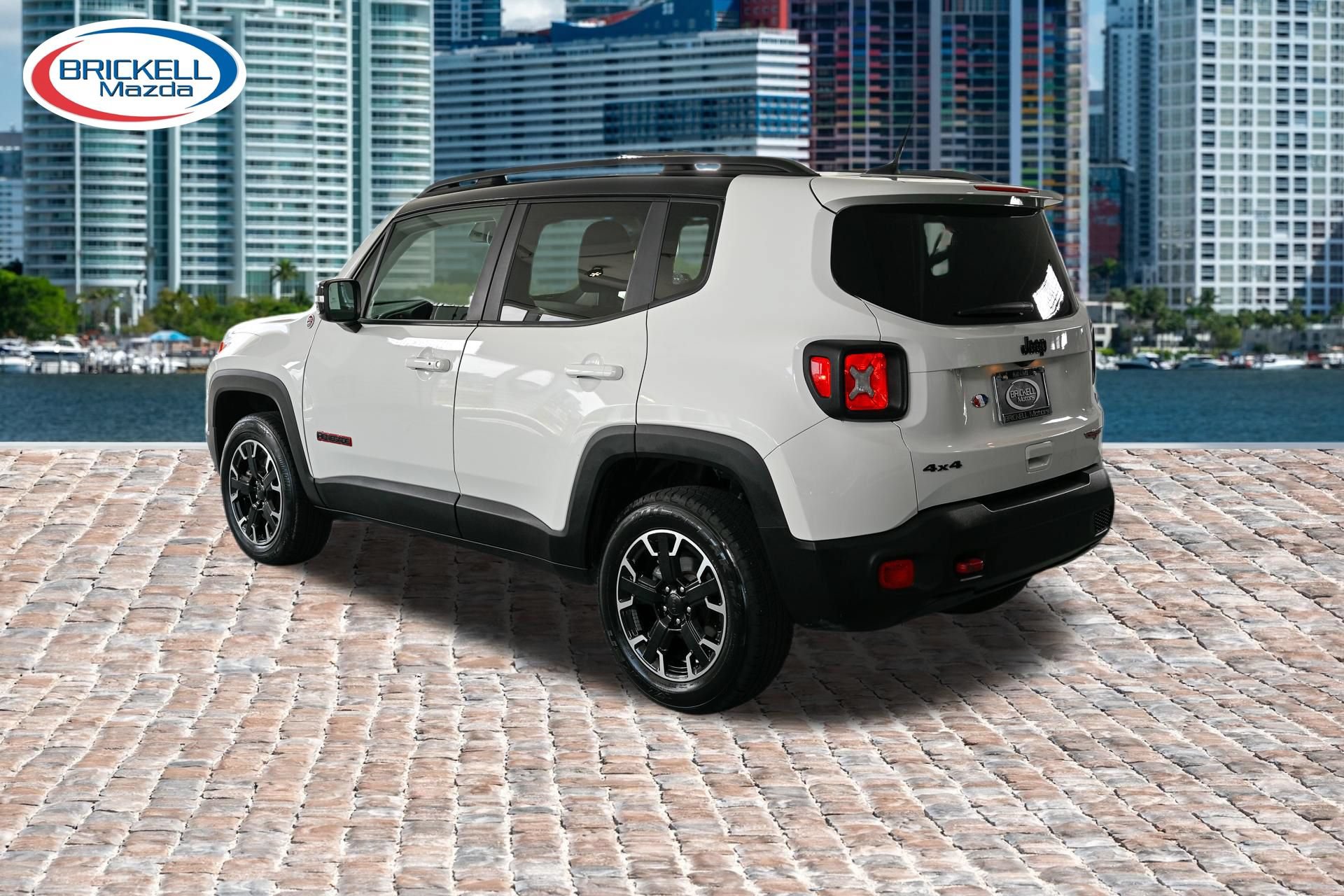 Used 2023 Jeep Renegade Trailhawk AWD/4WD image 8