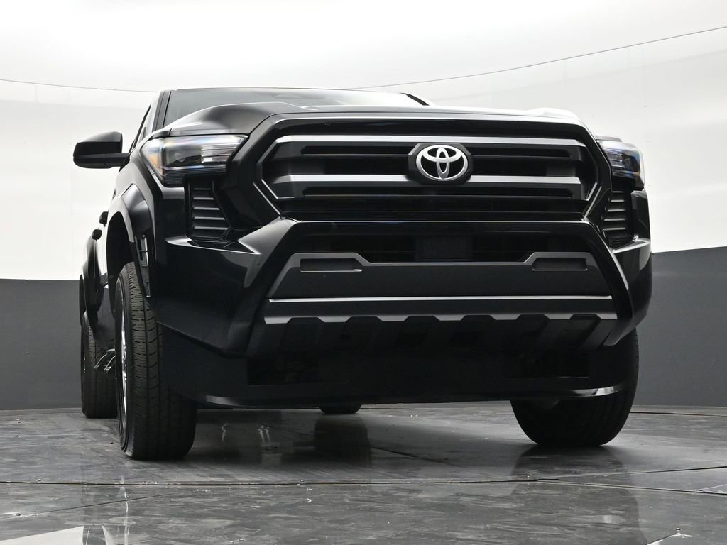Used 2025 Toyota Tacoma SR AWD/4WD image 26