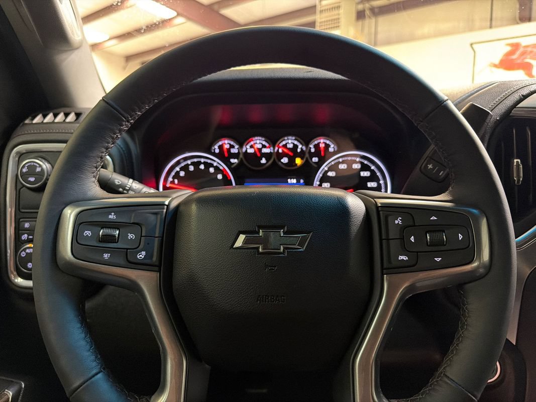 Used 2019 Chevrolet Silverado 1500 RST w/ All-Star Edition RWD image 22