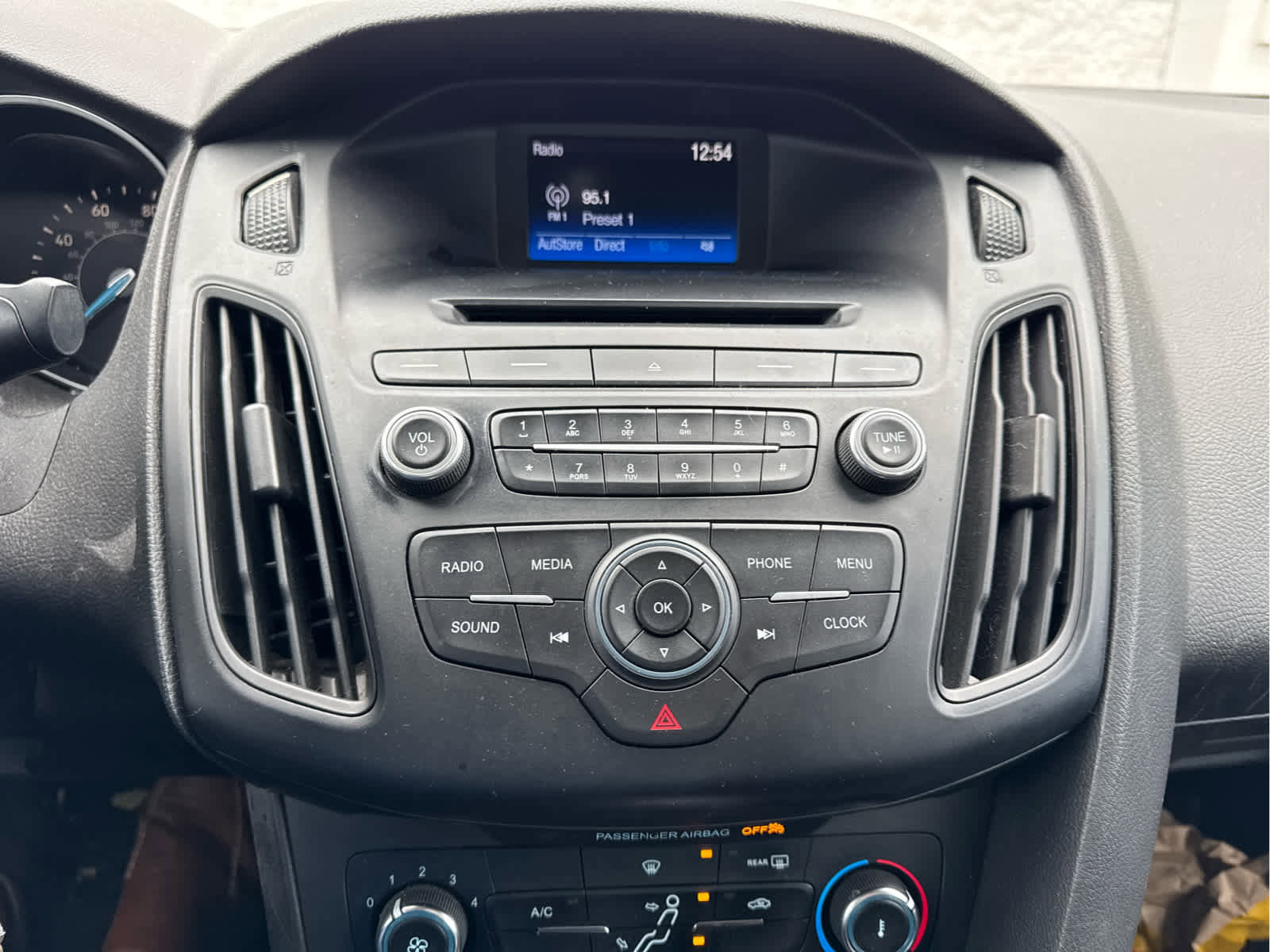Used 2017 Ford Focus S image 6