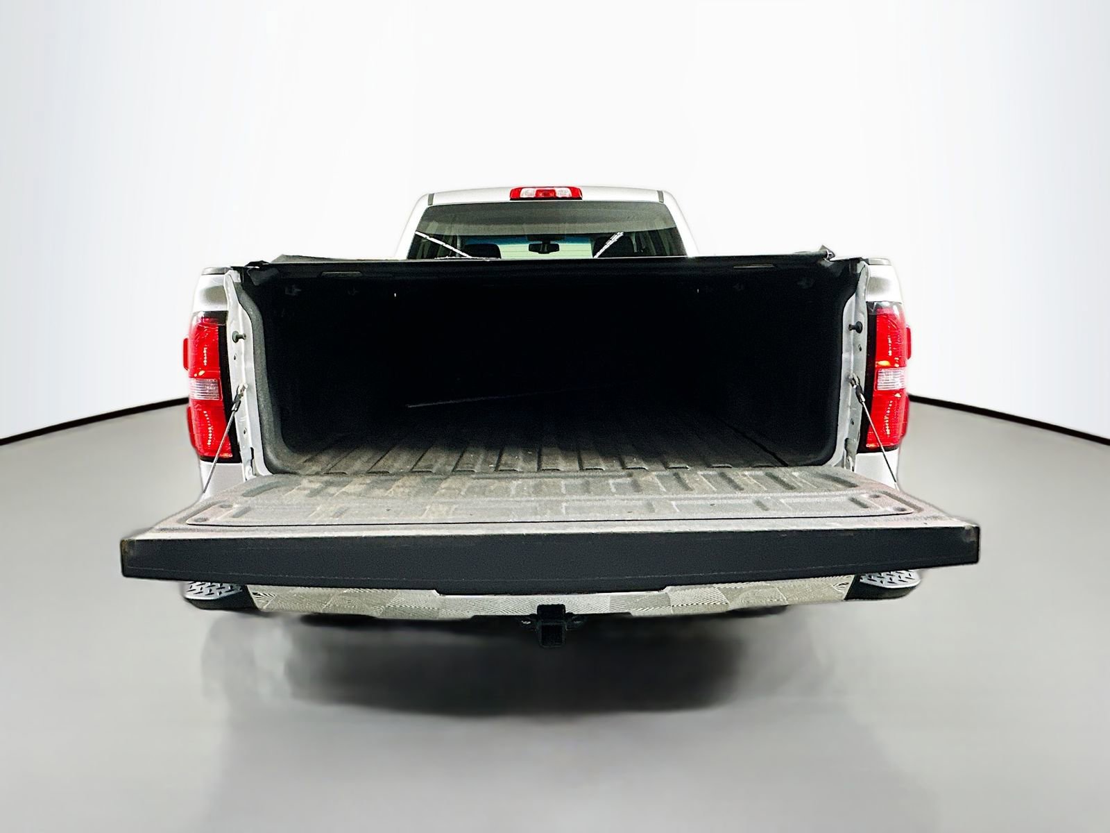 Used 2015 GMC Sierra 1500 SLT w/ SLT Crew Cab Value Package AWD/4WD image 27