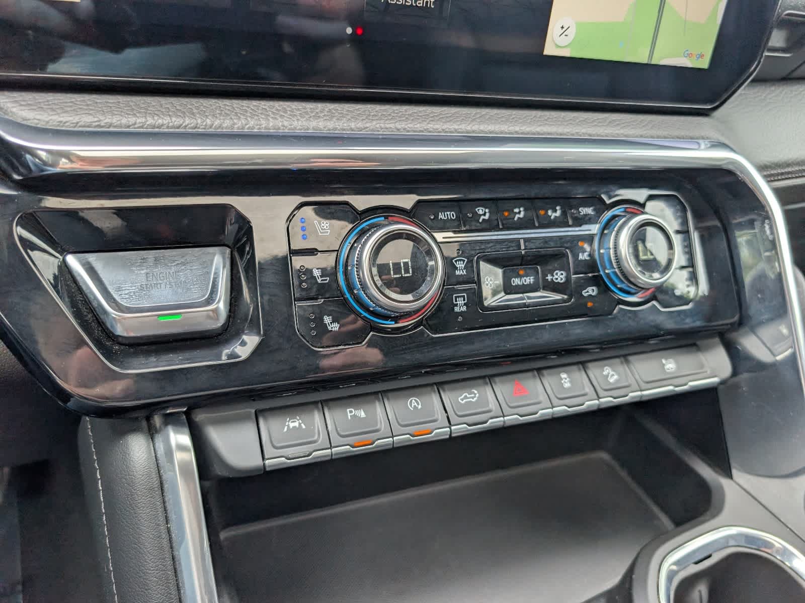 Used 2024 GMC Sierra 1500 Denali w/ Denali Reserve Package AWD/4WD image 27