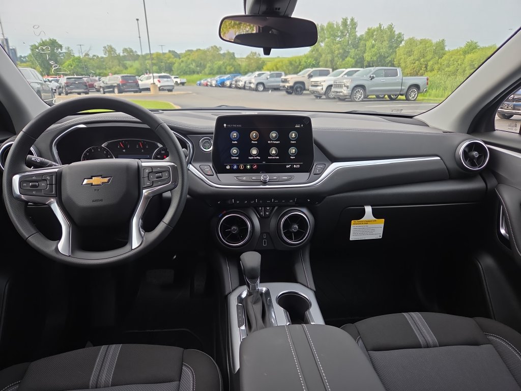 New 2026 Chevrolet Blazer LT w/ LPO, Floor Liner Package FWD image 9