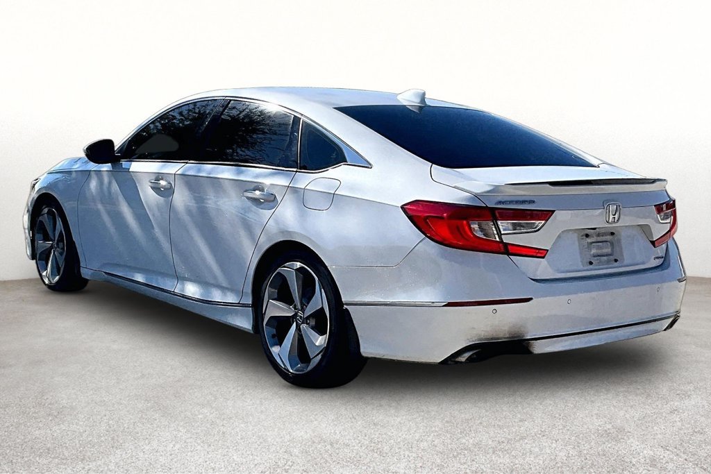 Used 2018 Honda Accord Touring image 14