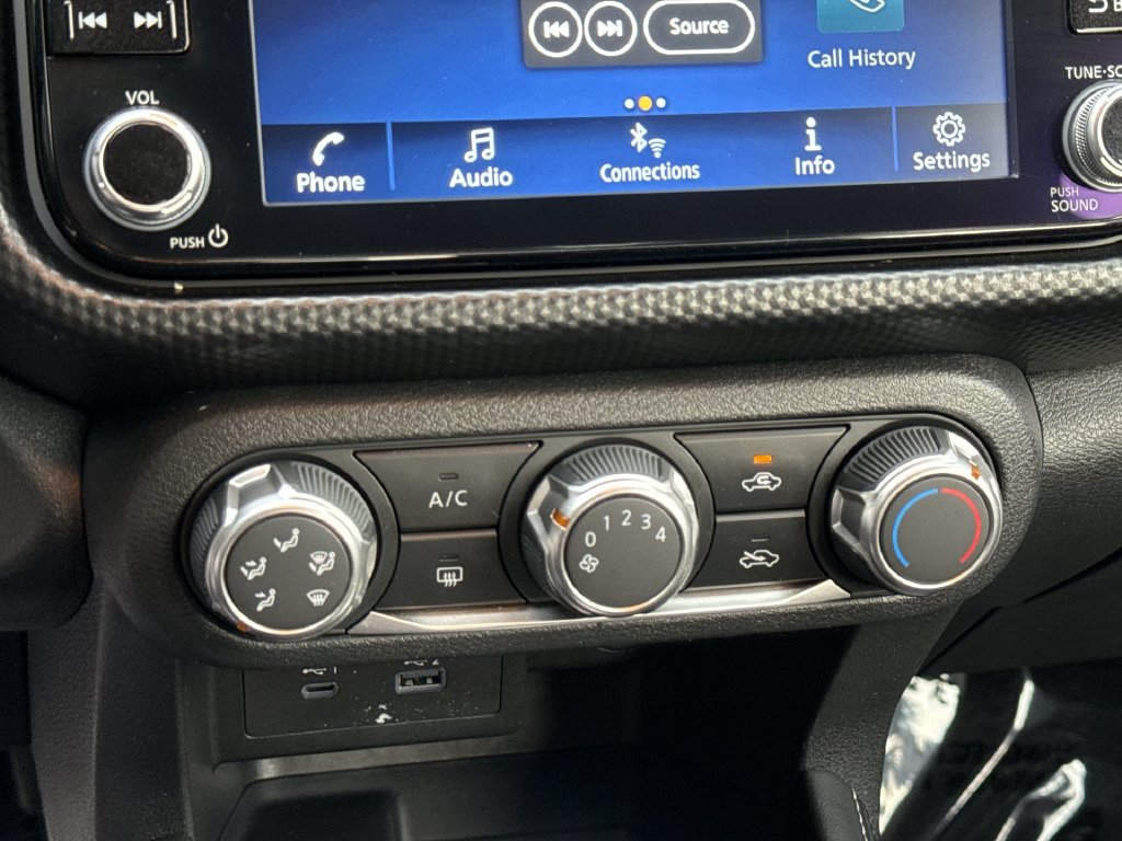 Used 2024 Nissan Kicks SV FWD image 16