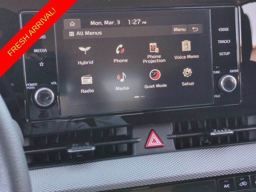 Used 2025 Kia Sportage LX AWD/4WD image 13