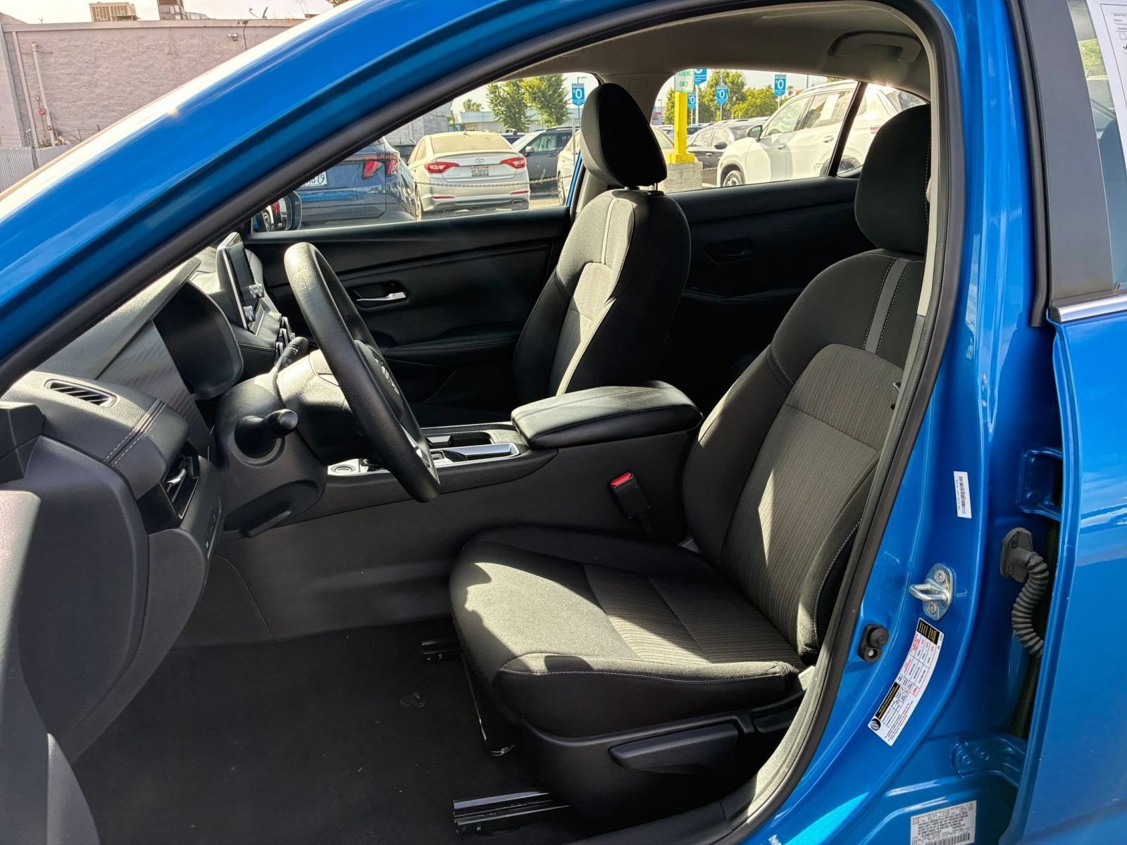Used 2025 Nissan Sentra SV FWD image 24