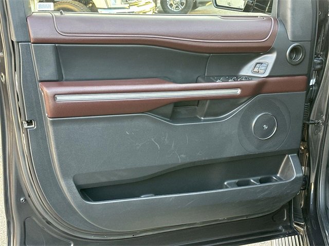 Used 2024 Ford Expedition Max Limited image 22