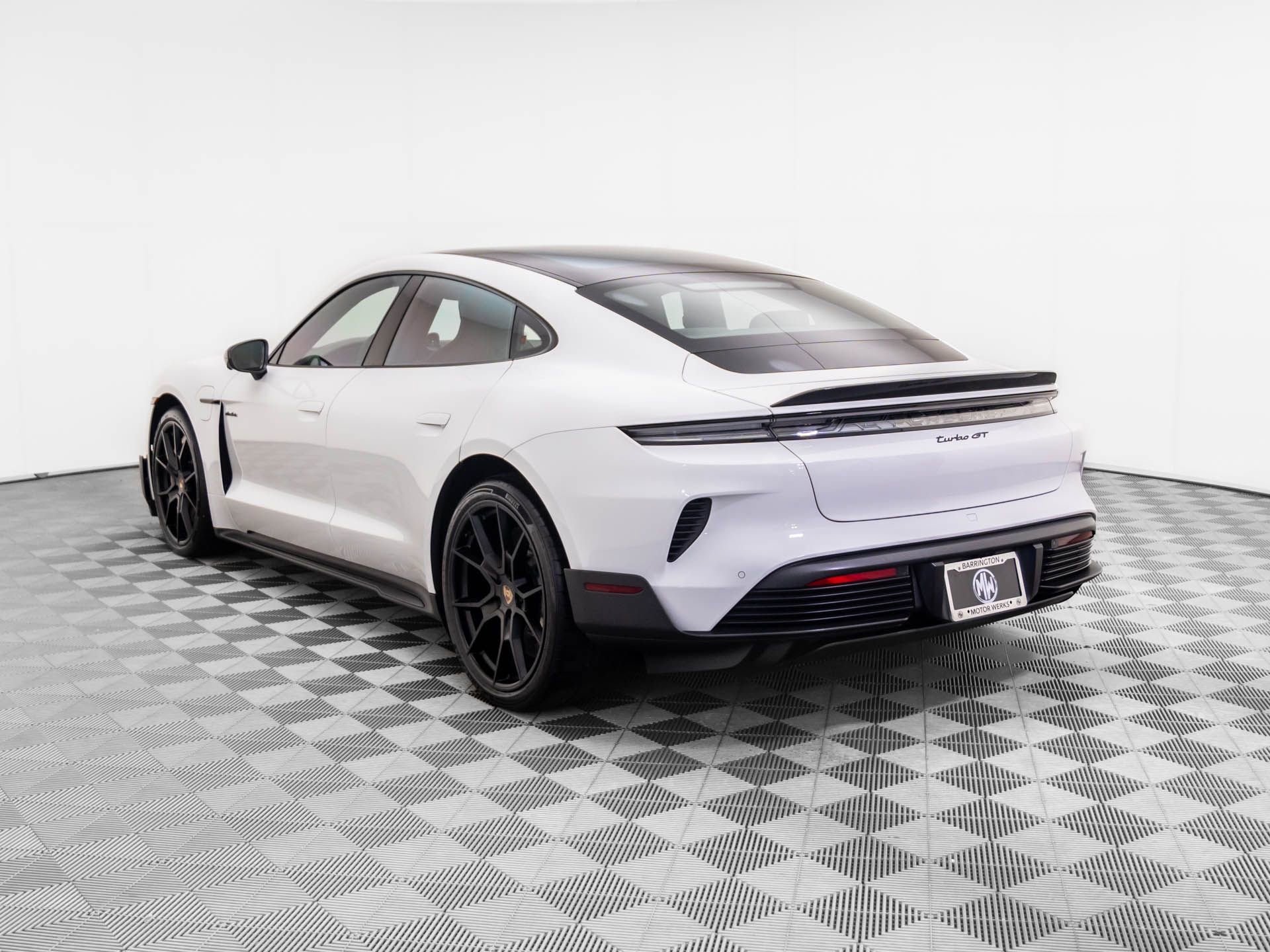 Certified 2025 Porsche Taycan Turbo GT image 3