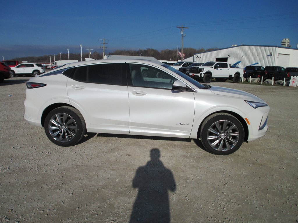 New 2026 Buick Envista Avenir image 3
