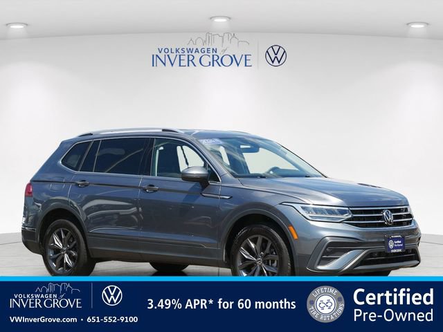Certified 2024 Volkswagen Tiguan SE AWD/4WD image 1
