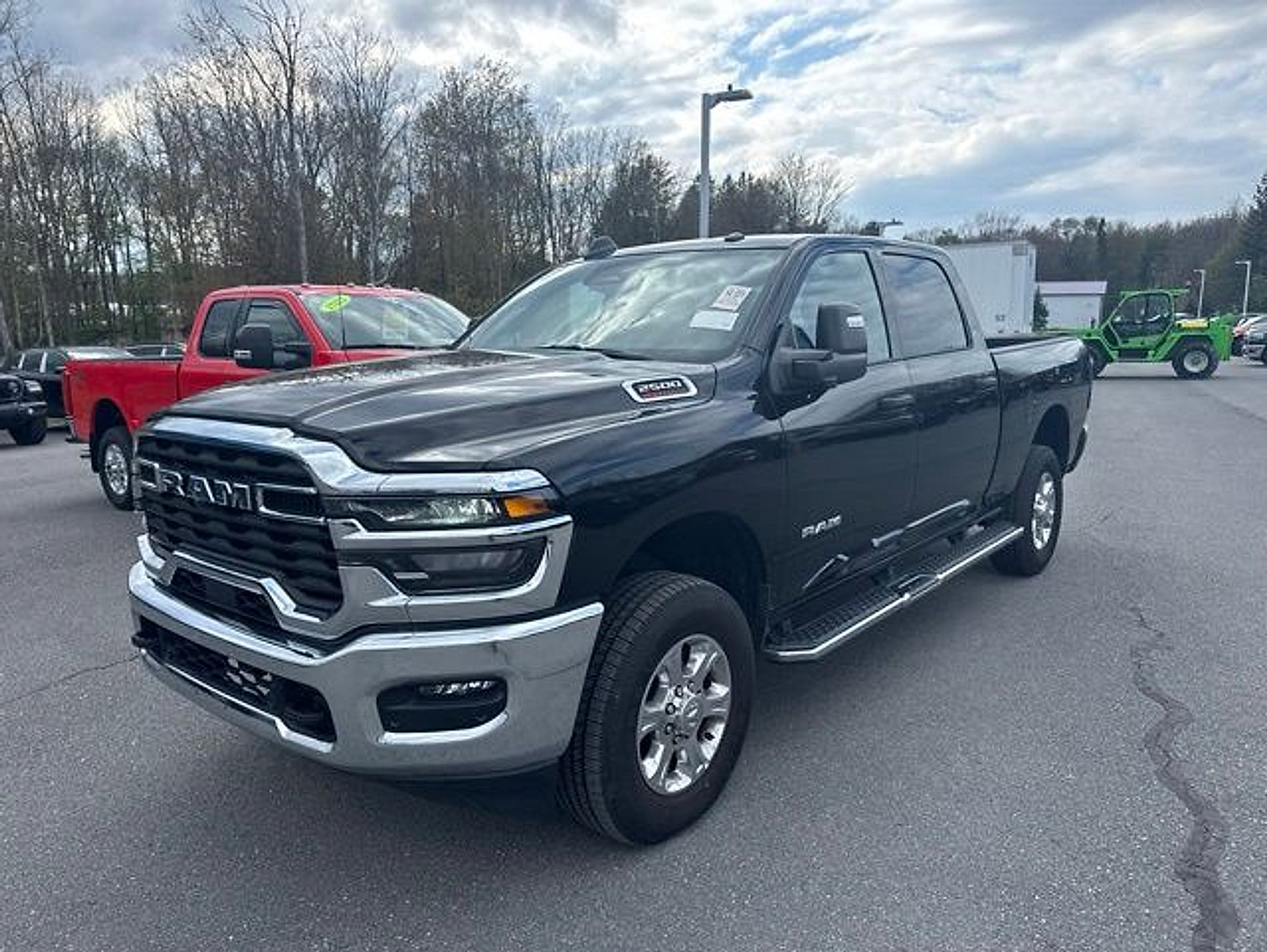 Used 2025 RAM 2500 Big Horn AWD/4WD image 2