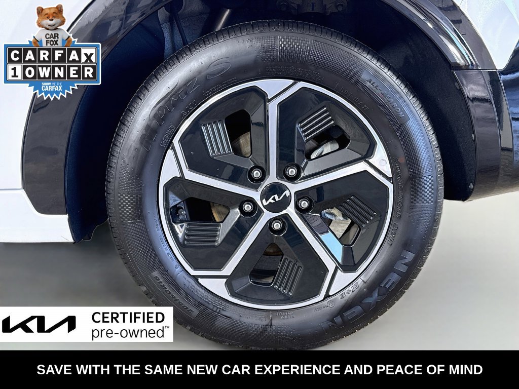 Certified 2025 Kia Niro FWD image 39