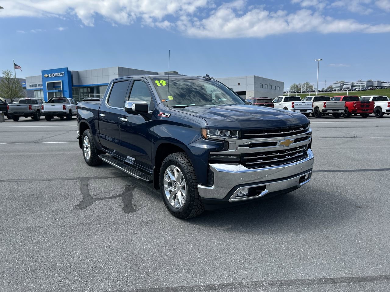 Used 2019 Chevrolet Silverado 1500 LTZ w/ LTZ Plus Package AWD/4WD image 1