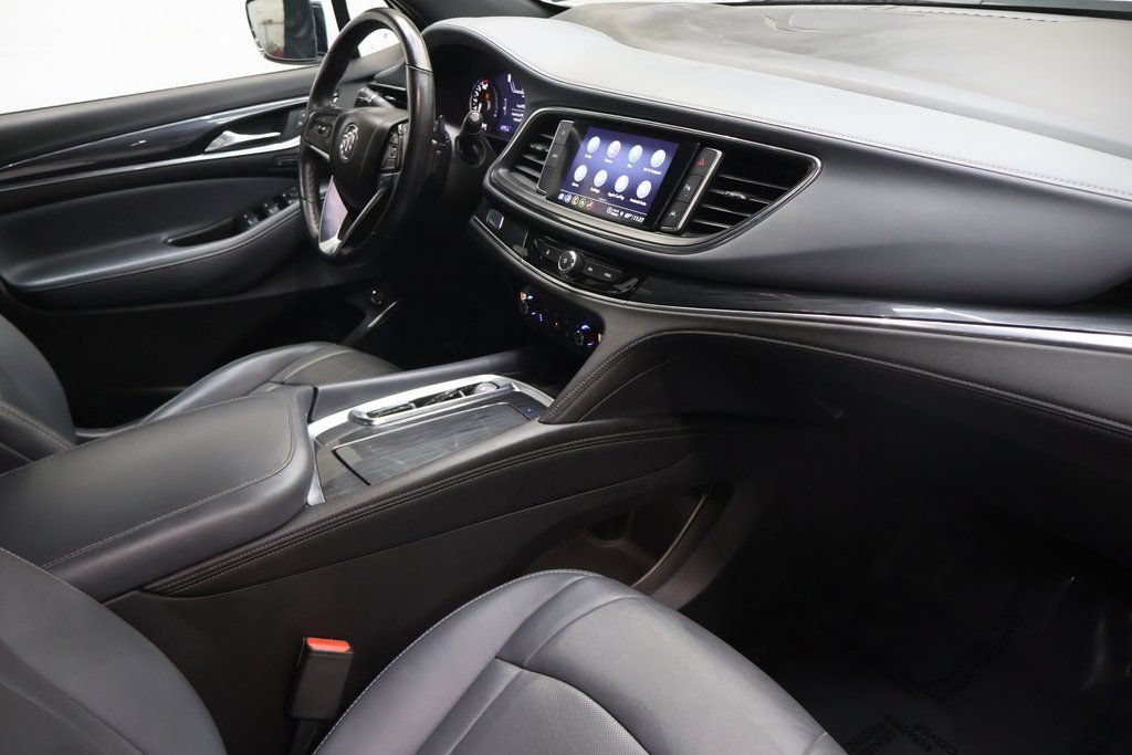 Used 2022 Buick Enclave Premium AWD/4WD image 11