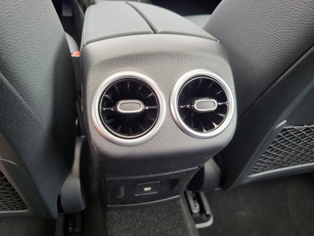Used 2025 Mercedes-Benz CLA 250 4MATIC image 29