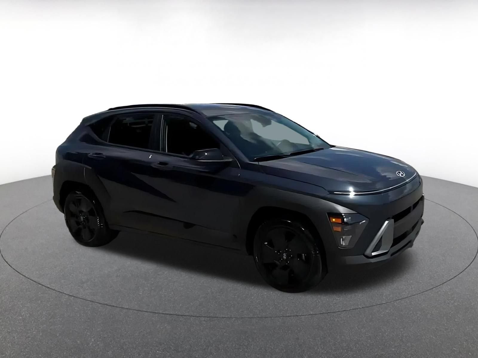 Used 2026 Hyundai Kona SEL Sport FWD image 2
