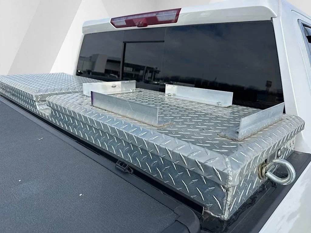 Used 2023 GMC Sierra 2500 Denali w/ Denali Ultimate Package image 33