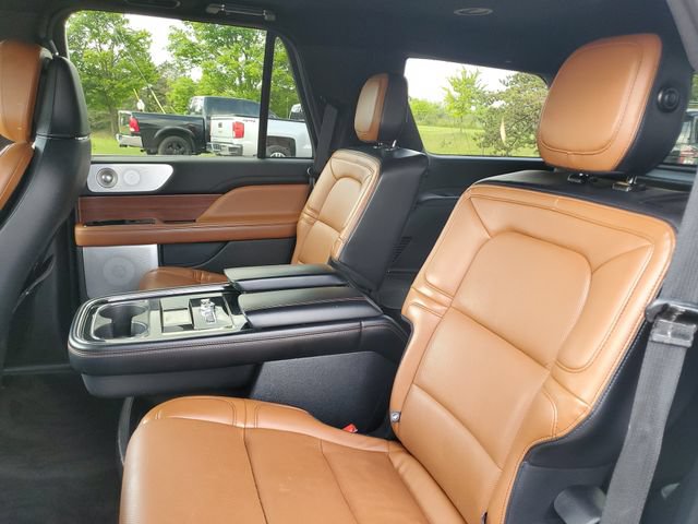 Used 2020 Lincoln Navigator Reserve w/ Luxury Package AWD/4WD image 8