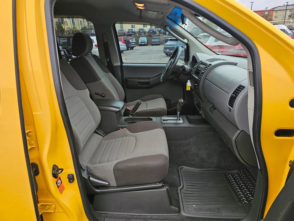 Used 2007 Nissan Xterra S w/ Side & Curtain Airbag Pkg AWD/4WD image 11
