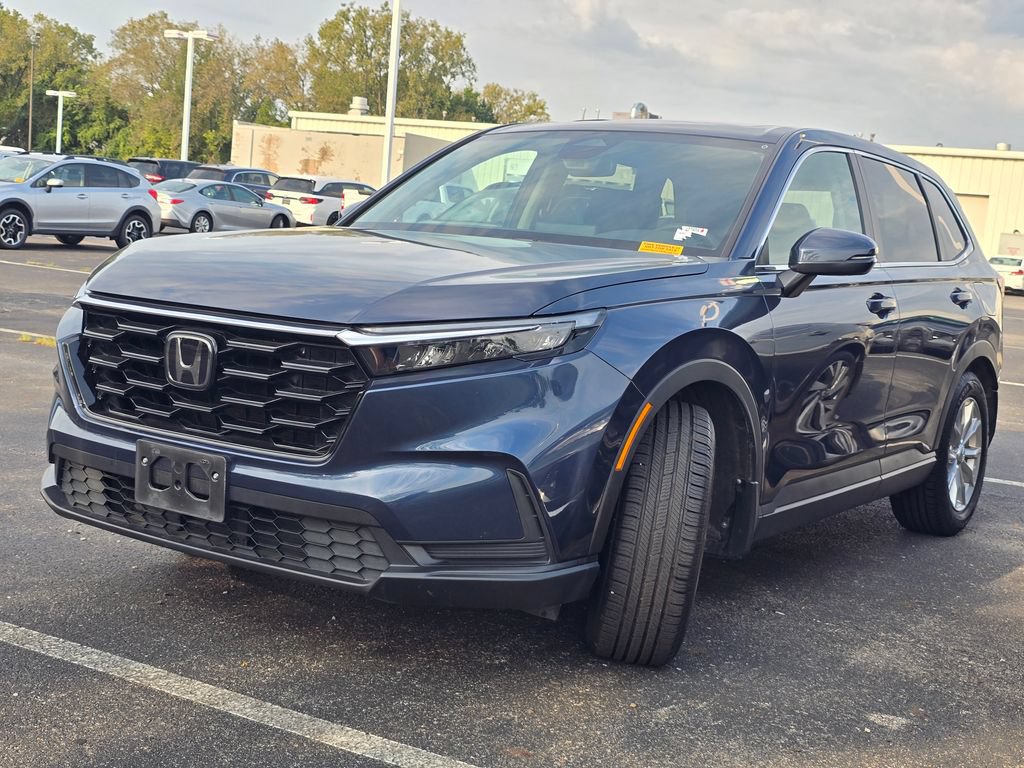 Used 2025 Honda CR-V EX image 3