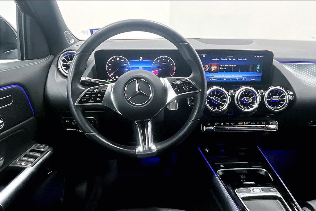 Used 2025 Mercedes-Benz GLA 250 4MATIC image 5