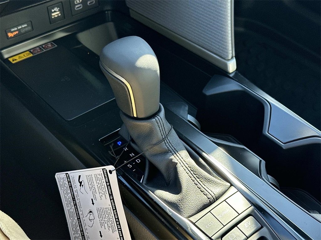 New 2026 Toyota Camry SE image 30