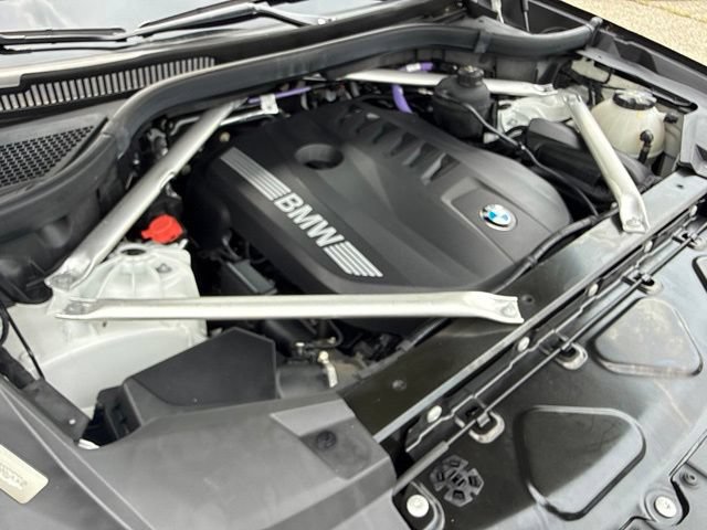 Used 2024 BMW X5 xDrive40i AWD/4WD image 32