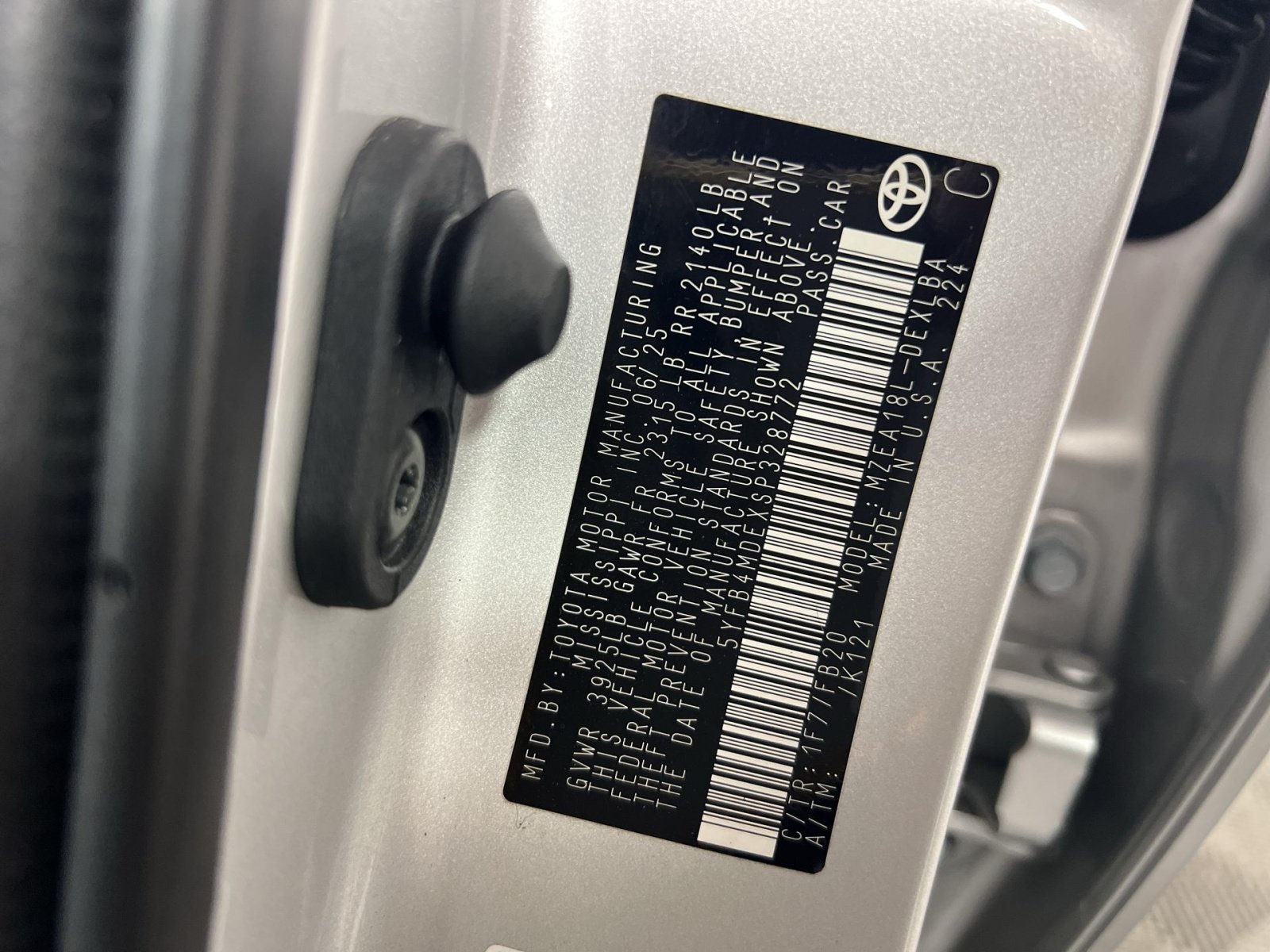 Used 2025 Toyota Corolla LE FWD image 30
