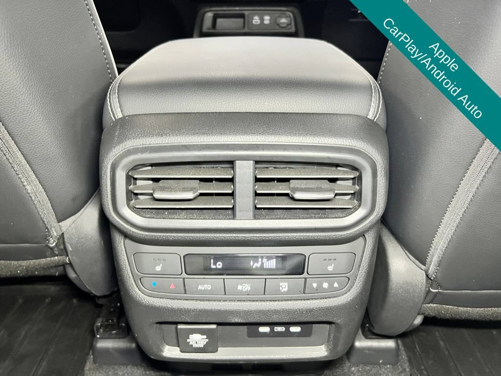 Used 2025 Honda Pilot Elite image 21