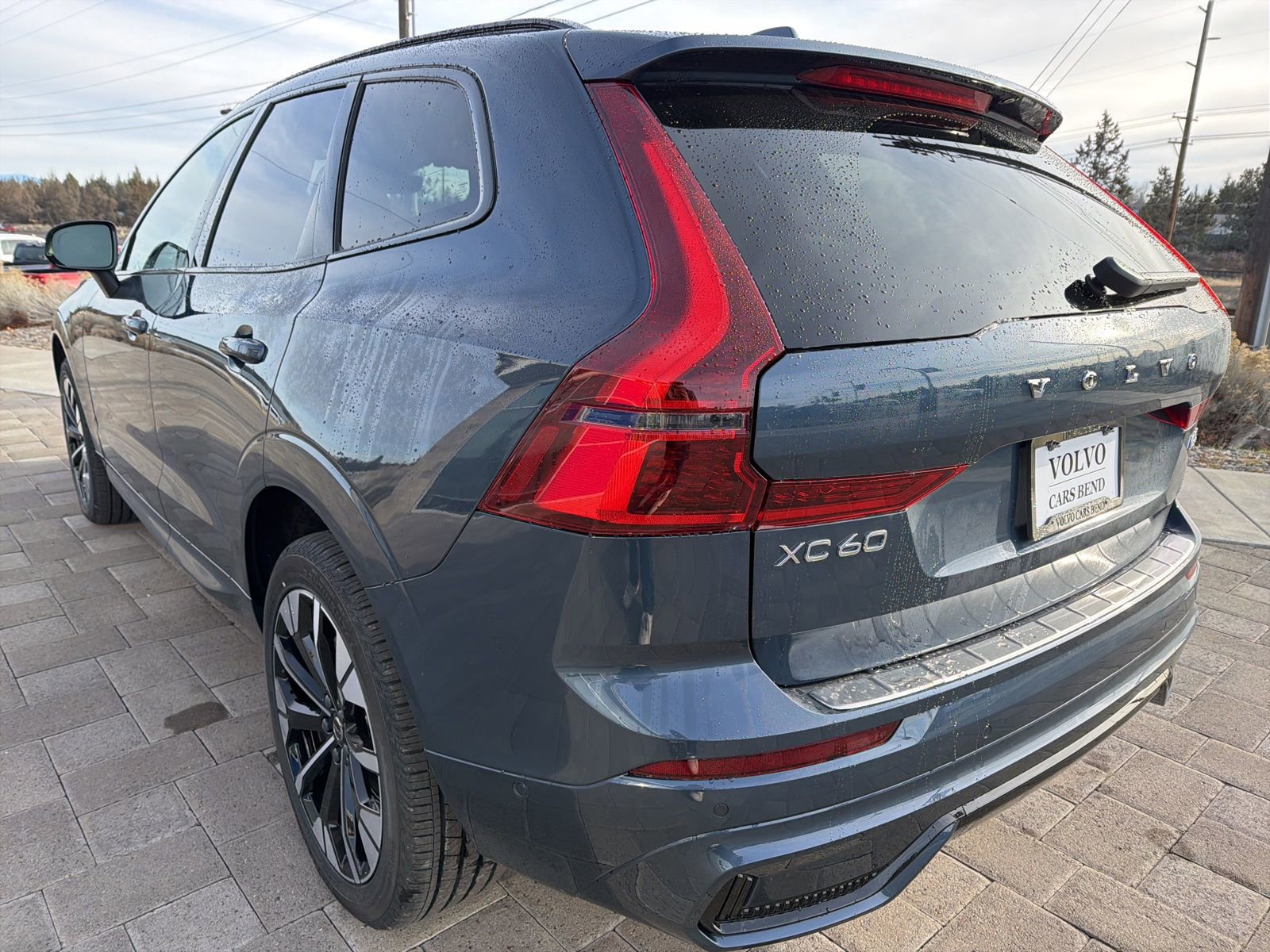 New 2026 Volvo XC60 B5 Plus w/ Protection Package Premier image 5