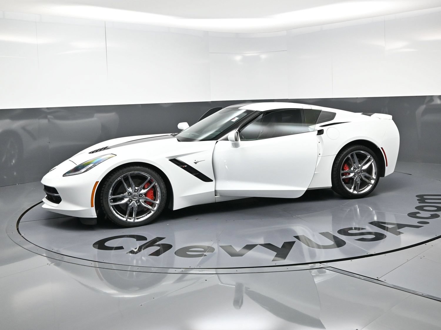 Used 2014 Chevrolet Corvette Stingray Coupe w/ 2LT Preferred Equipment Group RWD image 22