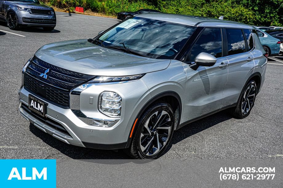 Used 2024 Mitsubishi Outlander SE AWD/4WD image 14