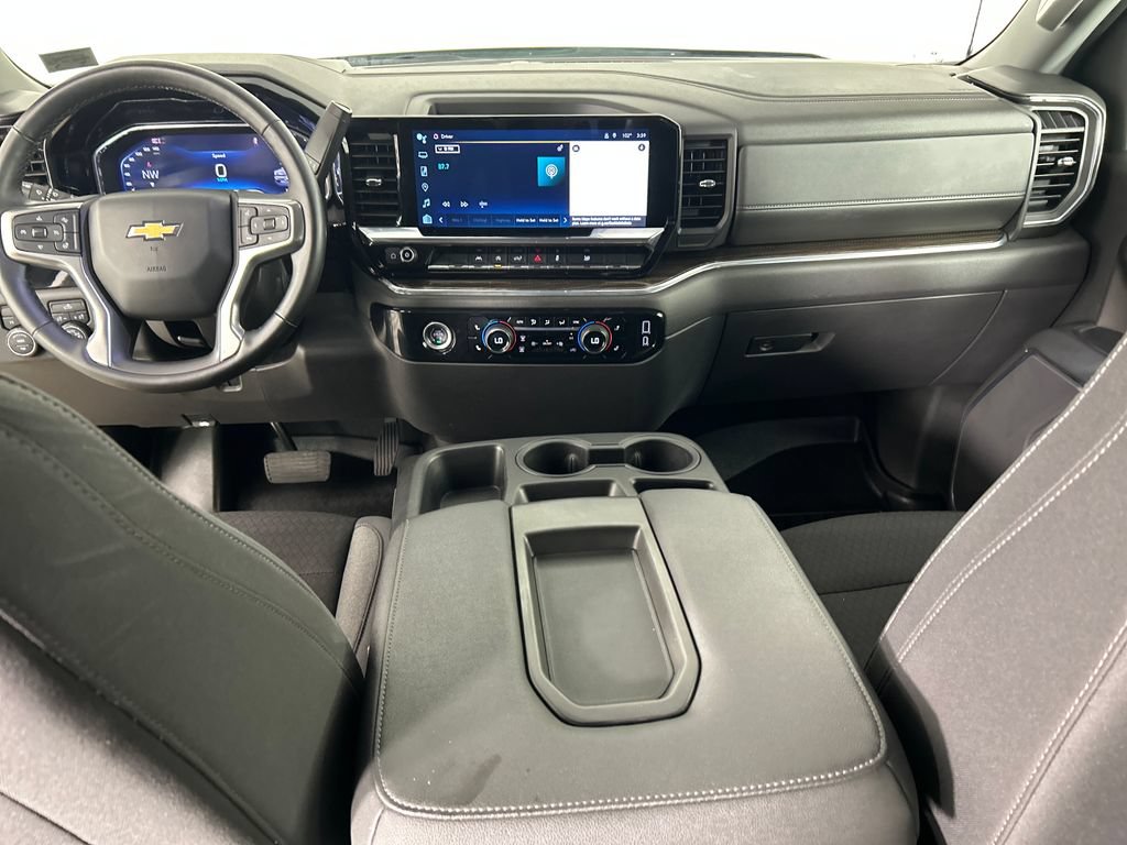 Used 2024 Chevrolet Silverado 1500 LT AWD/4WD image 20