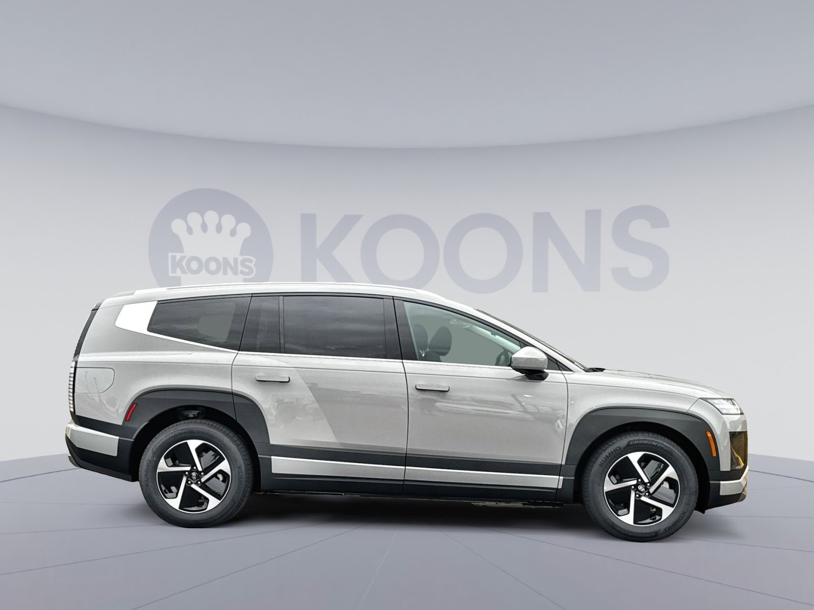 New 2026 Hyundai Ioniq 9 SE image 8