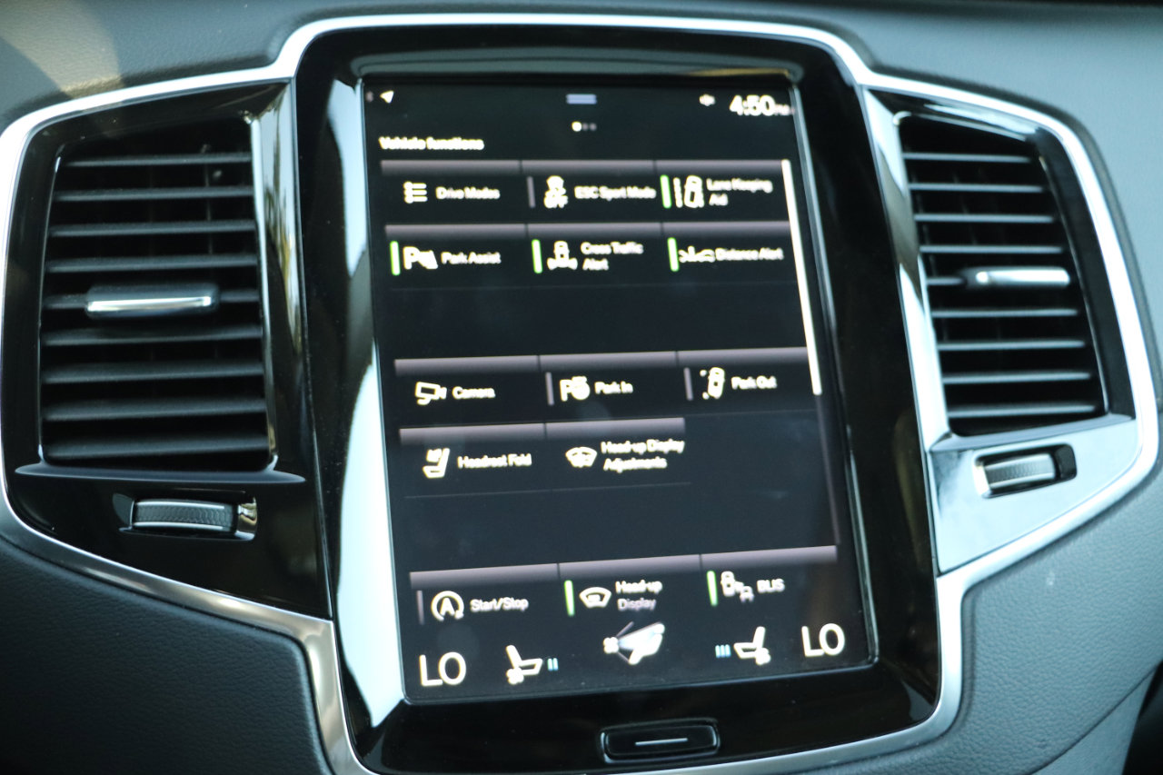 Used 2022 Volvo XC90 T6 Inscription w/ Advanced Package image 13