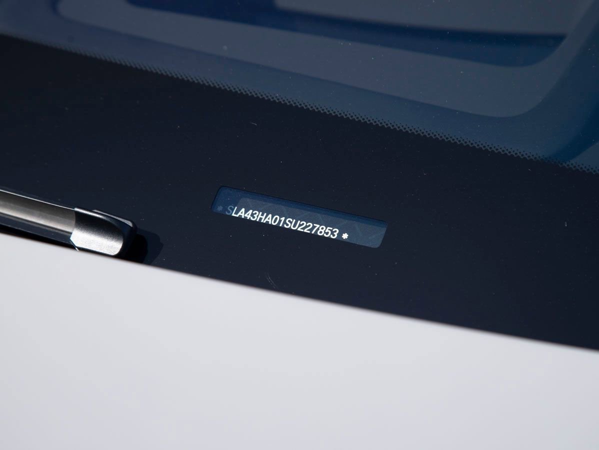 Certified 2025 Rolls-Royce Cullinan Black Badge image 37