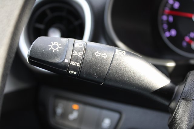 Used 2023 Kia Forte LXS w/ LXS Technology Package image 29