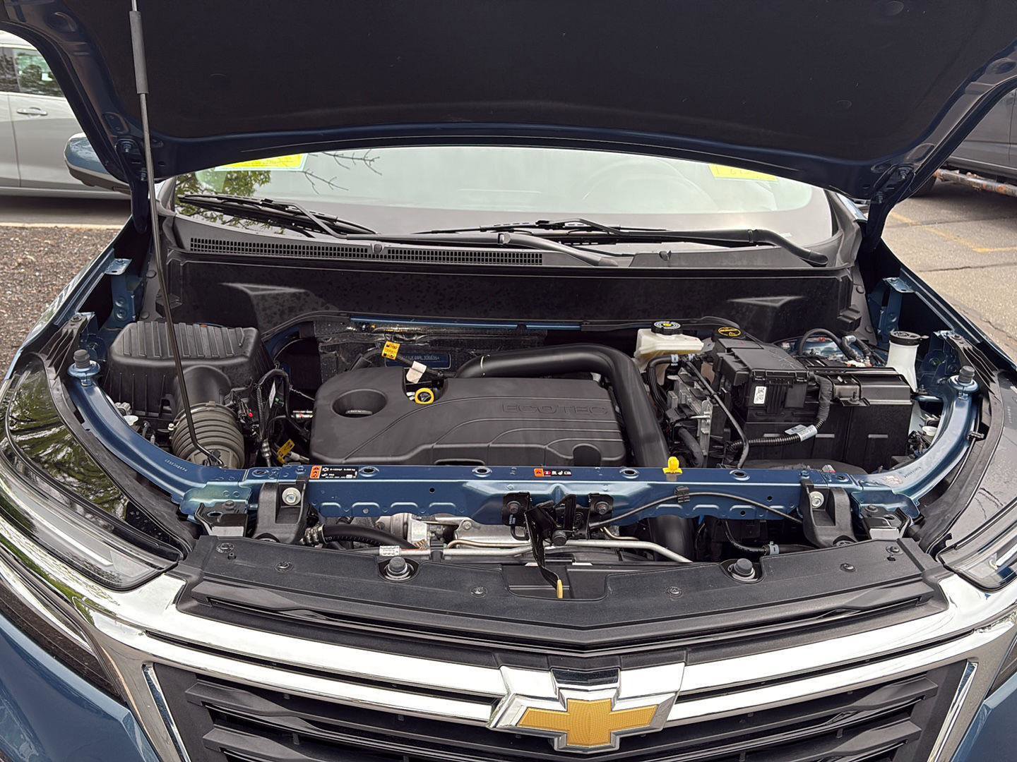 Used 2024 Chevrolet Equinox LT AWD/4WD image 16
